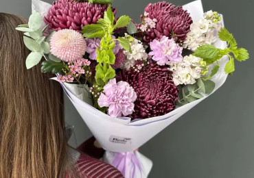 Цветы и зодиак: как подобрать букет в гармонии с гороскопом