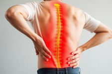 Как справиться с болью в спине: понятные шаги, которые работают