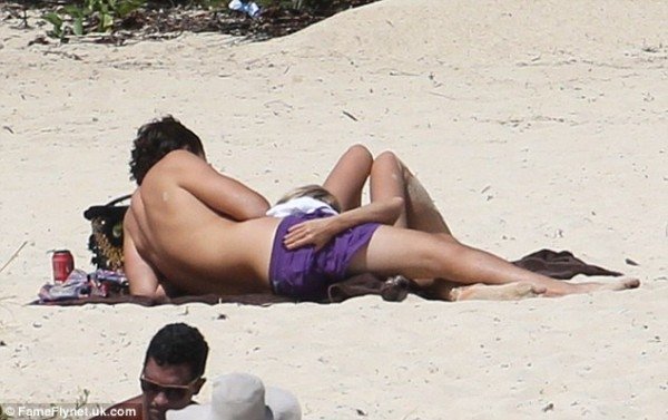 Хайди Клум отметила 42-летие с возлюбленным на пляже