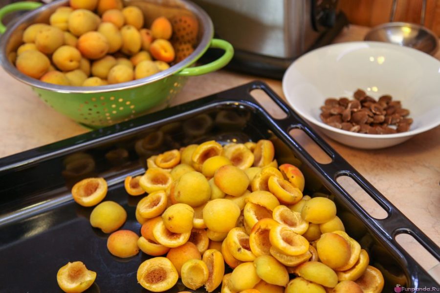 Варенье из абрикосов в духовке