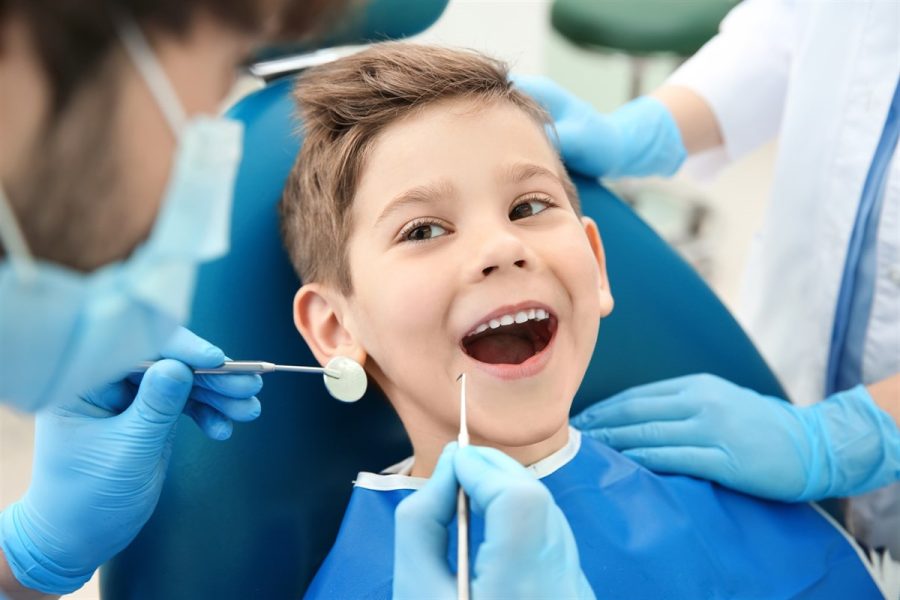 Как лечат зубы детям?