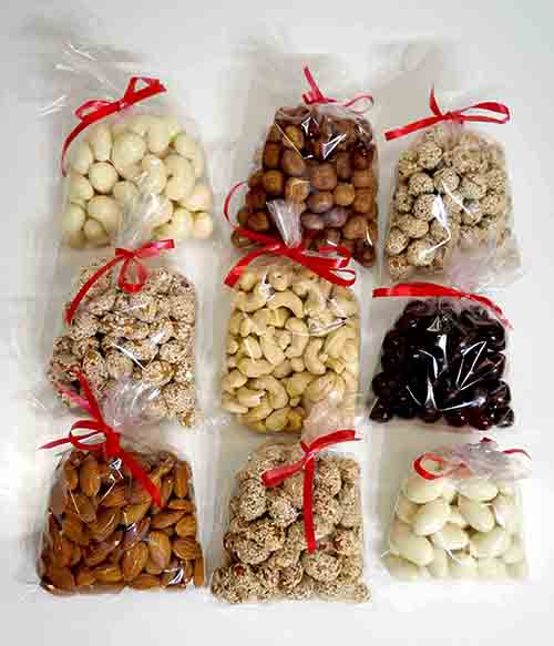 Орехи и сухари можно заказать в интернет-магазине Озон
