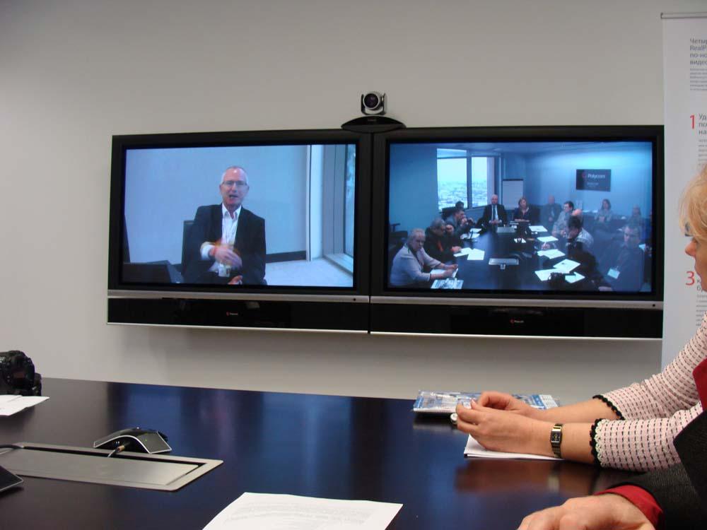 Как проводятся видеоконференции через интернет?