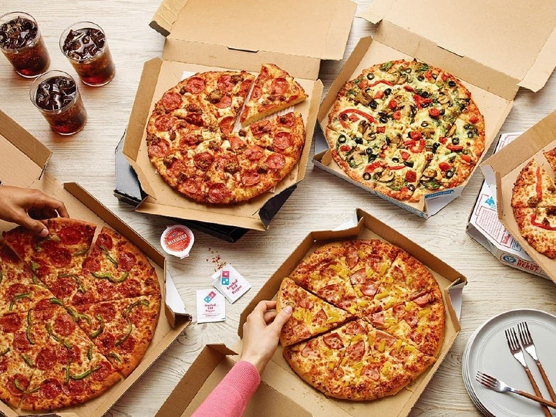 Какую пиццу заказать с доставкой для неожиданных гостей?