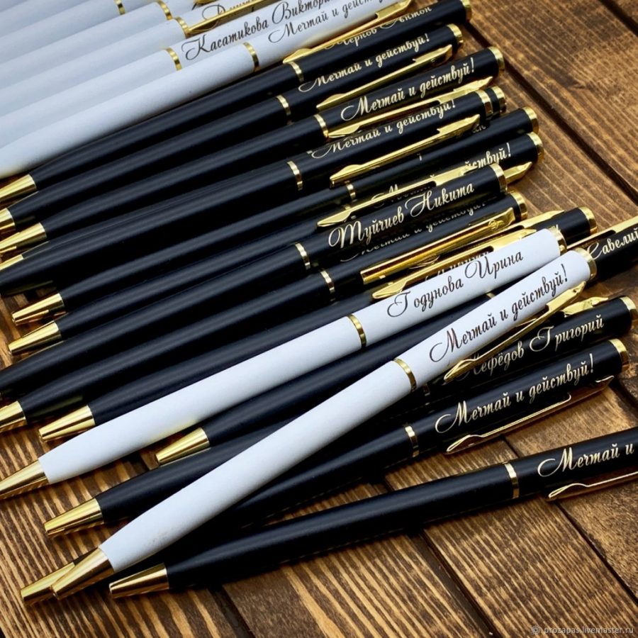 Шариковые ручки с логотипом - отличный подарок коллегам